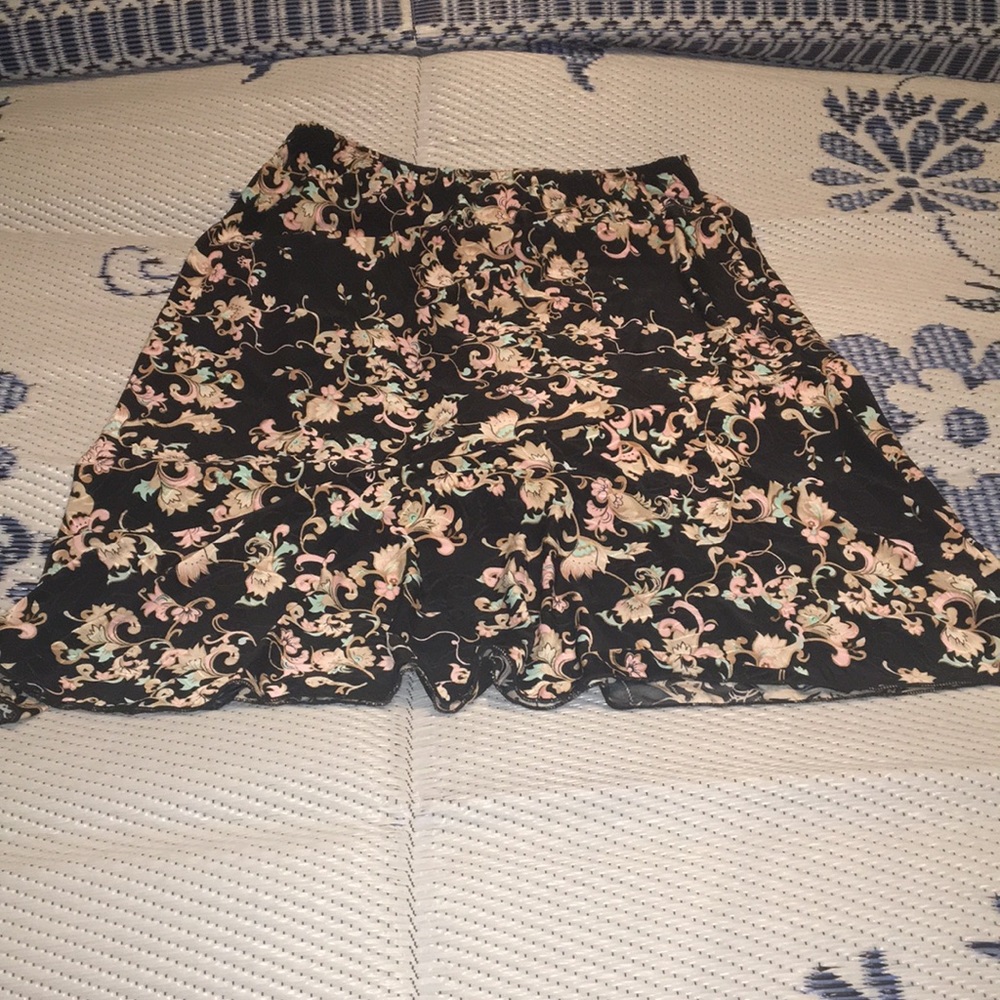 Women’s skirt